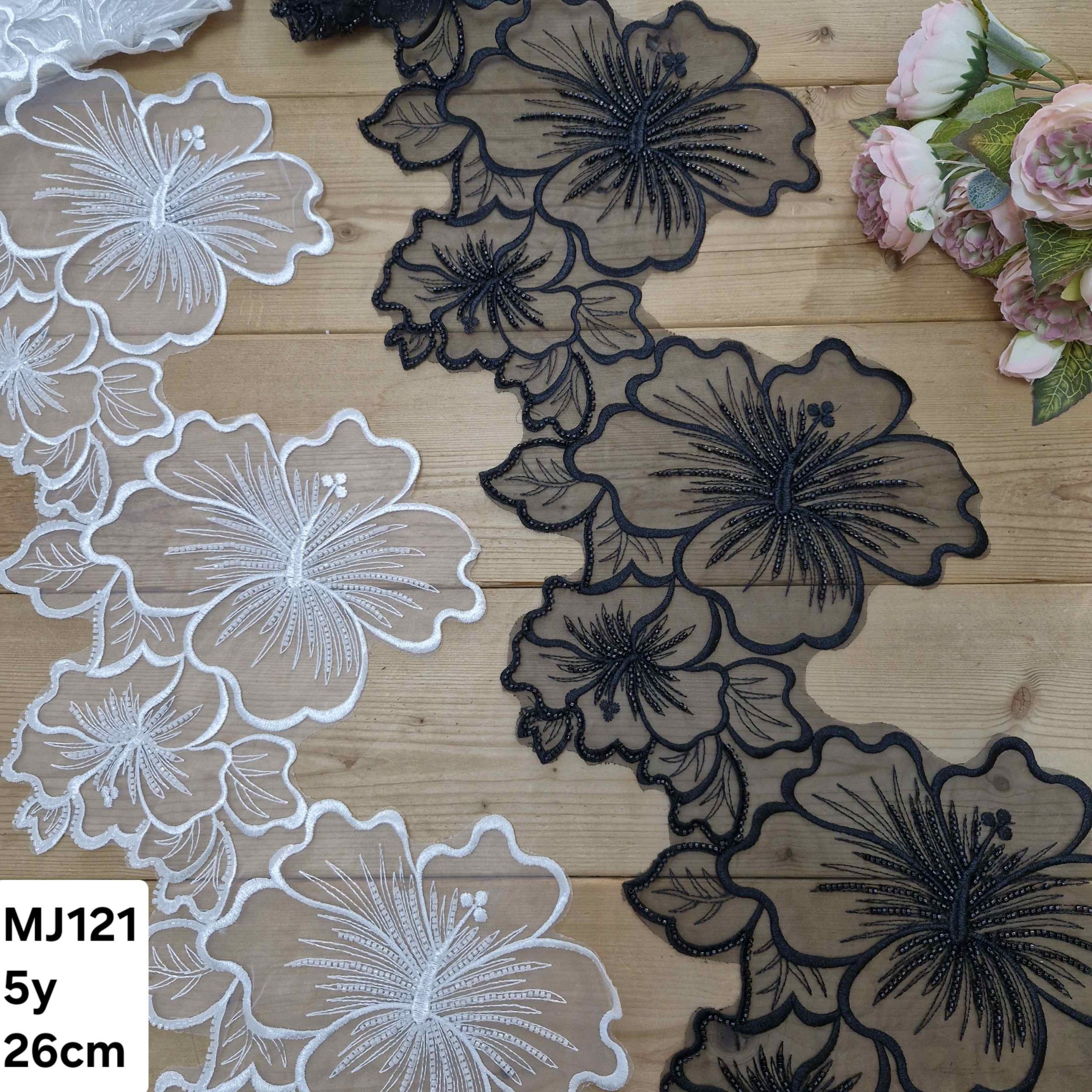 نوار ملیله دوزی کد MJ121 بسته 5 یاردی نوار ملیله دوزی کد MJ121 بسته 5 یاردی