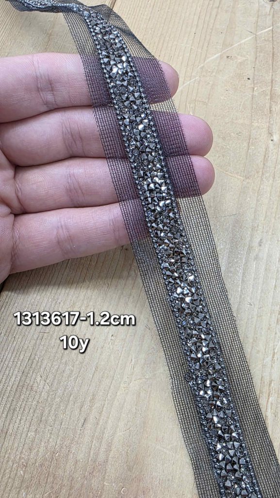 نوار ملیله دوزی کد 1313617-1.2 بسته 10 یاردی