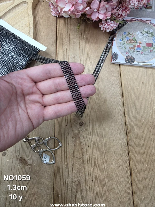 نوار نگین کد NO1059 سایز 1.3 سانت بسته 10 یاردی - تصویر 3